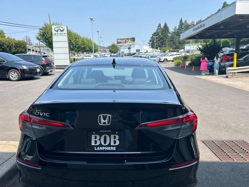 Used 2025 Honda Civic LX image 7