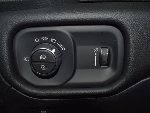 New 2026 RAM 1500 Big Horn w/ Night Edition AWD/4WD image 15