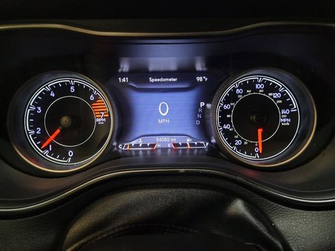 Used 2019 Jeep Cherokee Limited FWD image 23