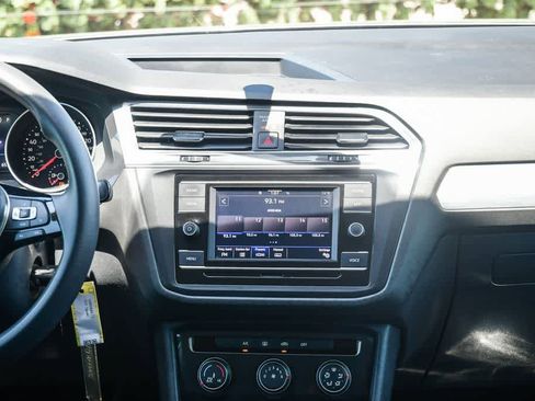 Used 2021 Volkswagen Tiguan S FWD image 13