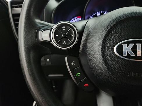 Used 2015 Kia Soul + FWD image 14