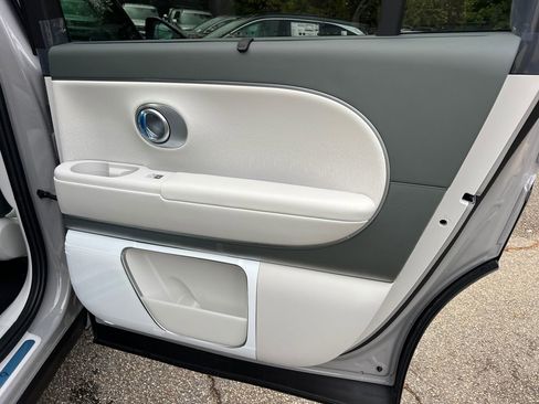 New 2026 Hyundai Ioniq 9 Calligraphy w/ Tow & Go Package image 16