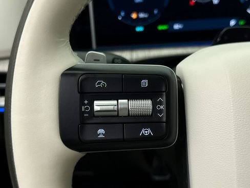 Used 2025 Hyundai Santa Fe Calligraphy FWD image 38