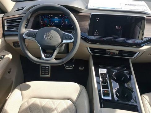 New 2026 Volkswagen Atlas SEL Premium R-Line AWD/4WD image 15