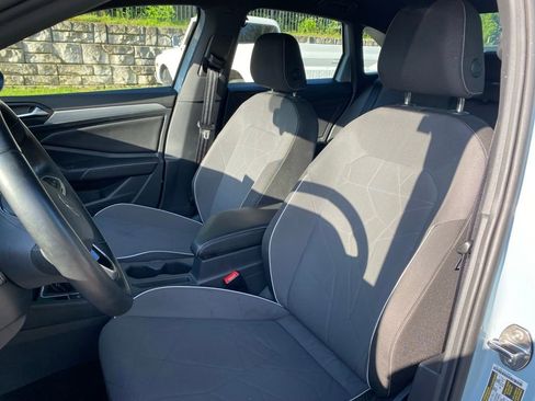 Used 2025 Volkswagen Jetta Sport FWD image 15