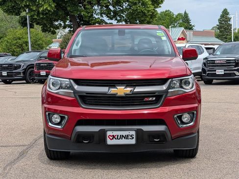 Used 2016 Chevrolet Colorado Z71 AWD/4WD image 2