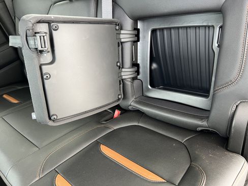 Used 2022 GMC Sierra 1500 AT4 w/ AT4 Carbonpro Edition image 17