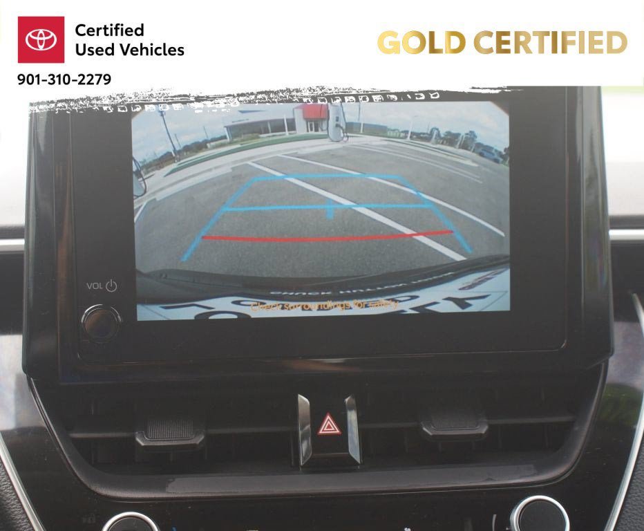 Used 2025 Toyota Corolla LE FWD image 7