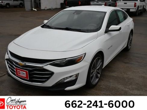 Used 2023 Chevrolet Malibu LT image 1