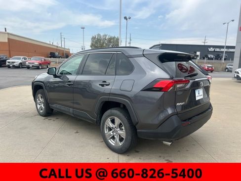 Used 2025 Toyota RAV4 XLE image 8