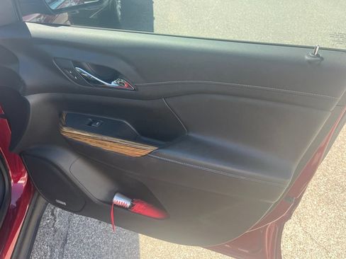 Used 2019 GMC Acadia Denali w/ Technology Package FWD image 6