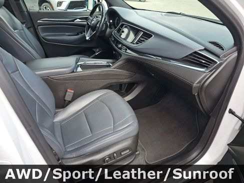 Used 2022 Buick Enclave Essence w/ Experience Buick Package image 38