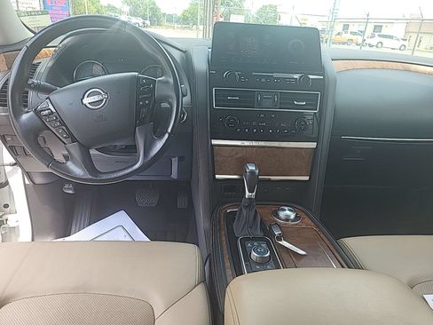 Used 2023 Nissan Armada SL w/ Captain's Chairs Package AWD/4WD image 7