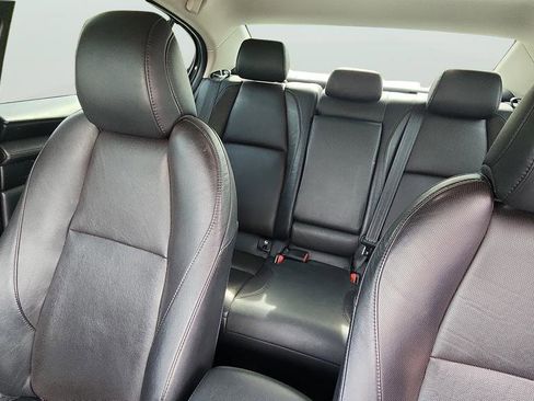 Used 2022 MAZDA MAZDA3 s image 21