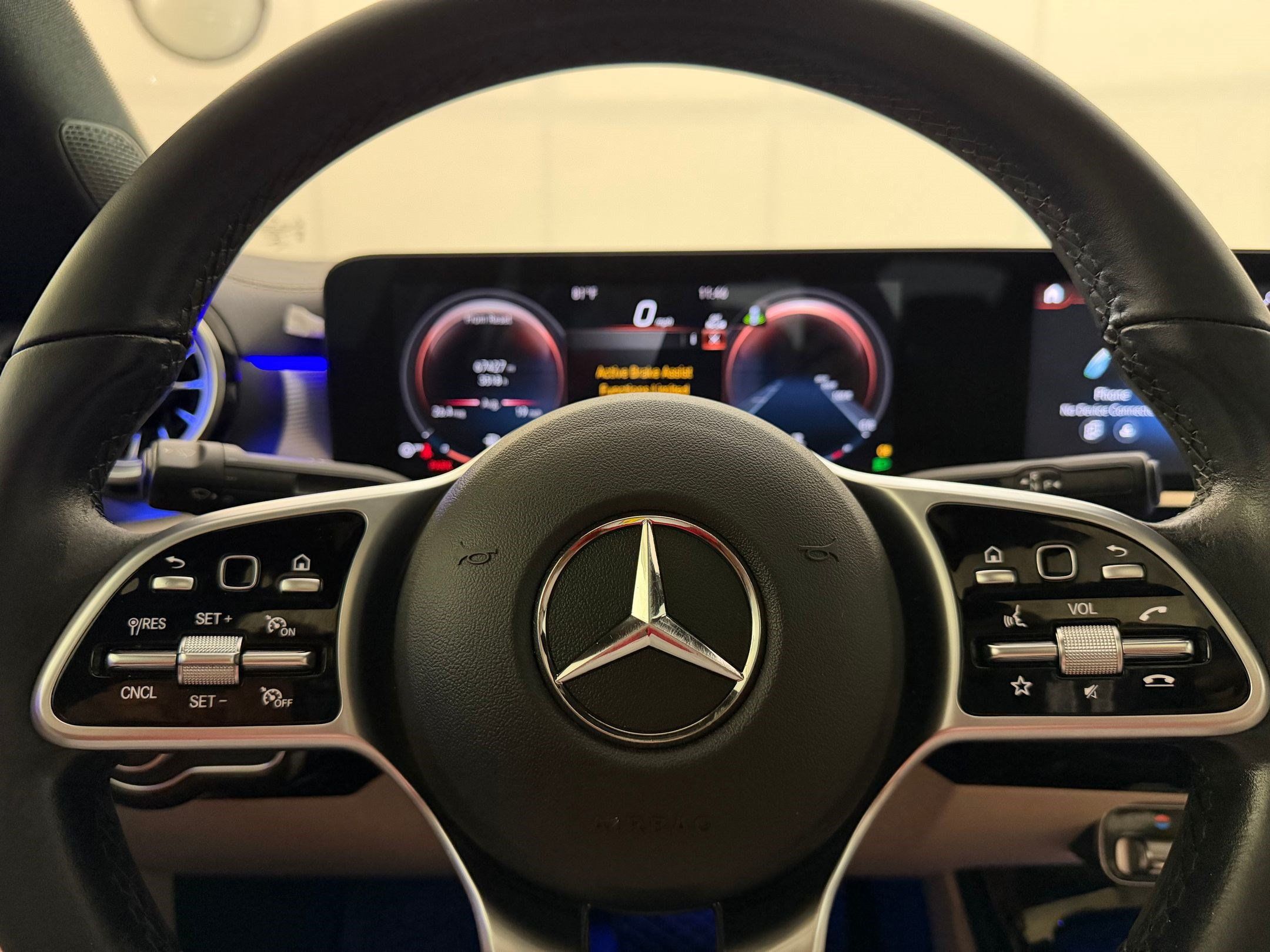 Used 2022 Mercedes-Benz CLA 250 4MATIC image 10