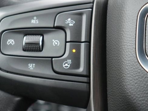 Used 2023 GMC Sierra 1500 AT4X image 5