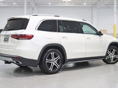 Used 2022 Mercedes-Benz GLS 450 GLS 450 w/ Warmth & Comfort Package image 9