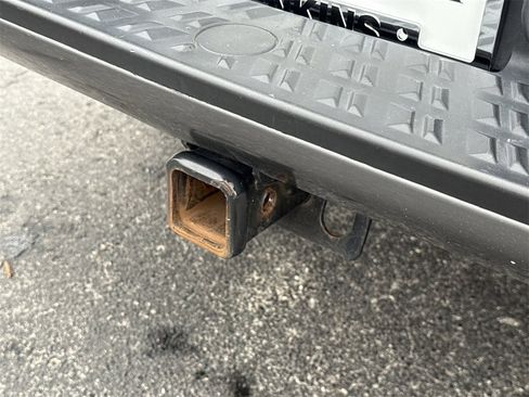 Certified 2023 Nissan Titan SV w/ SV Convenience Package image 18