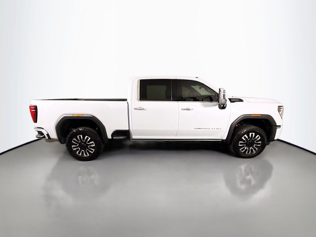 Used 2026 GMC Sierra 2500 Denali Ultimate AWD/4WD image 8