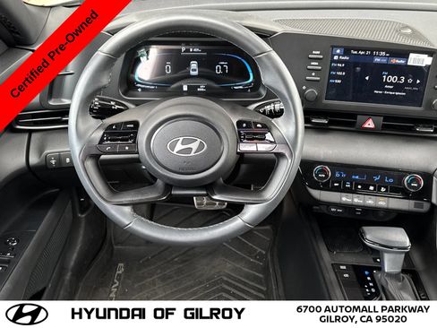 Certified 2025 Hyundai Elantra Sport FWD image 15