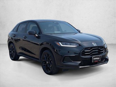 Used 2025 Honda HR-V Sport image 3