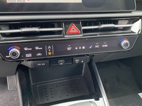 New 2026 Kia Niro SX image 18