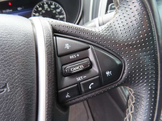 Used 2016 Nissan Maxima Platinum FWD image 19