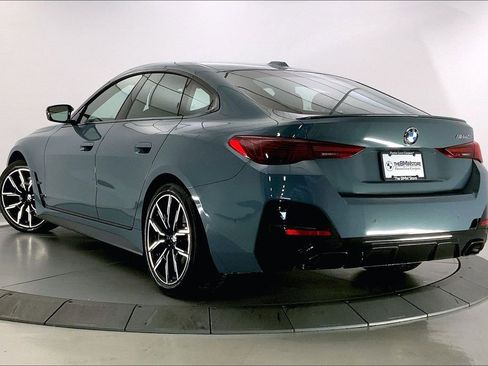 Used 2025 BMW M440i RWD image 10