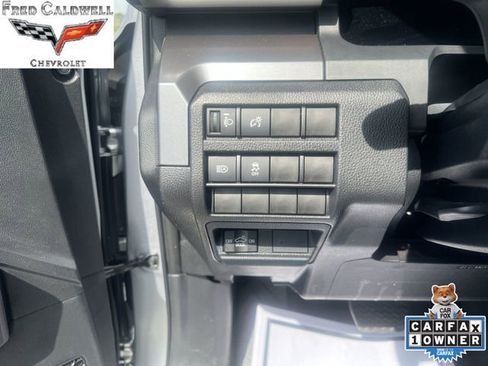 Used 2025 Toyota Tacoma TRD Off-Road AWD/4WD image 17