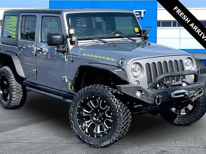 Used 2018 Jeep Wrangler Unlimited Rubicon w/ Connectivity Group