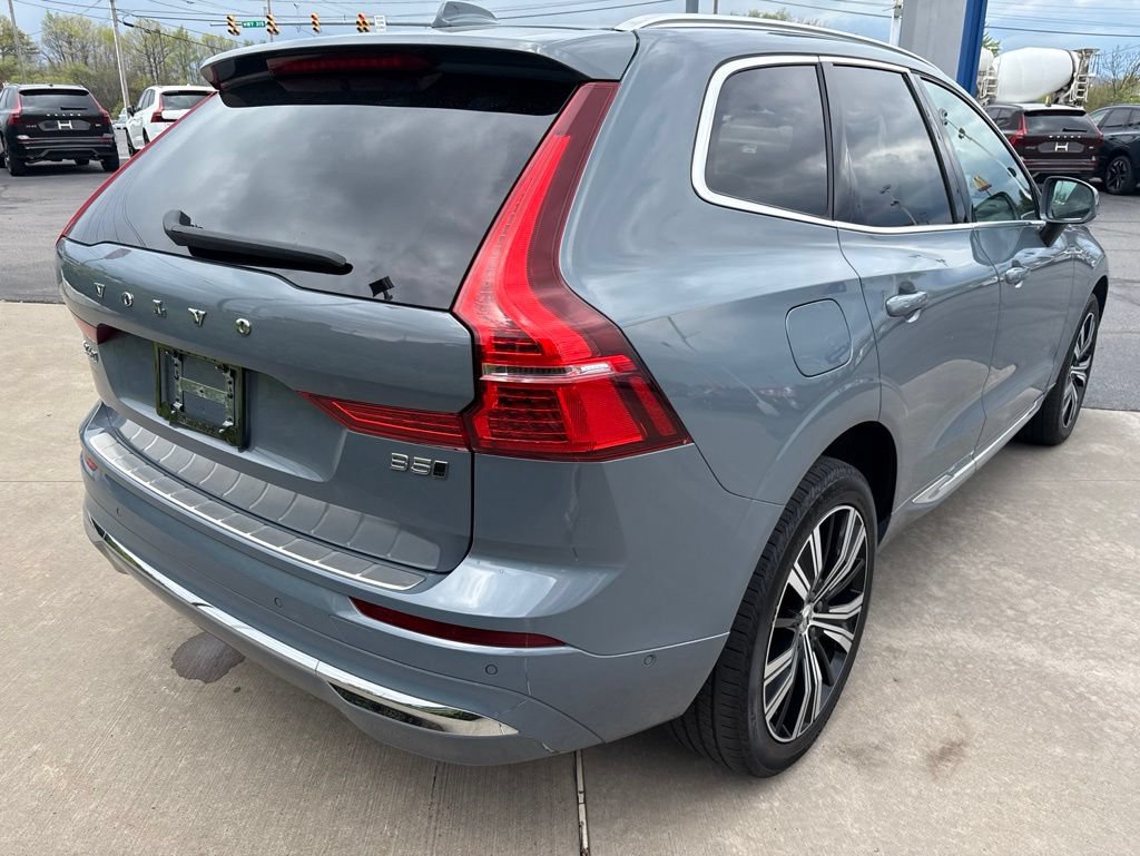 Certified 2023 Volvo XC60 B5 Plus AWD/4WD image 7