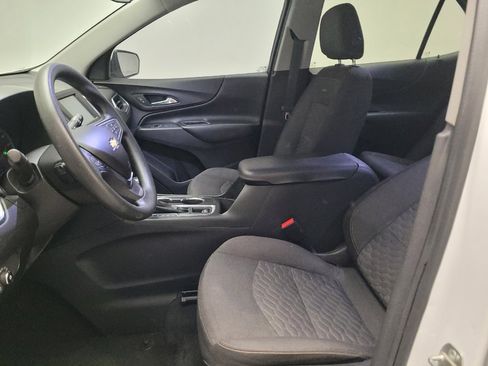 Used 2018 Chevrolet Equinox LT FWD image 17