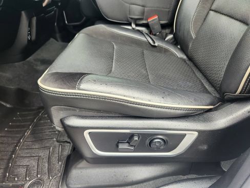 Used 2021 RAM 1500 Laramie AWD/4WD image 23