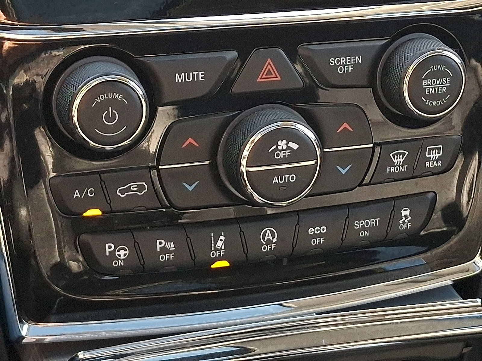 Certified 2021 Jeep Grand Cherokee Summit AWD/4WD image 16