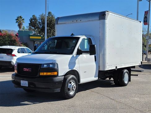Used 2020 GMC Savana 3500 image 10
