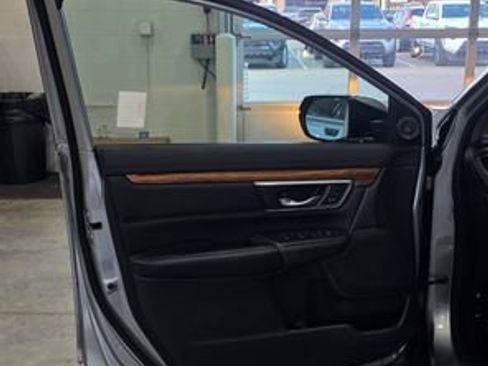 Used 2017 Honda CR-V EX-L image 11