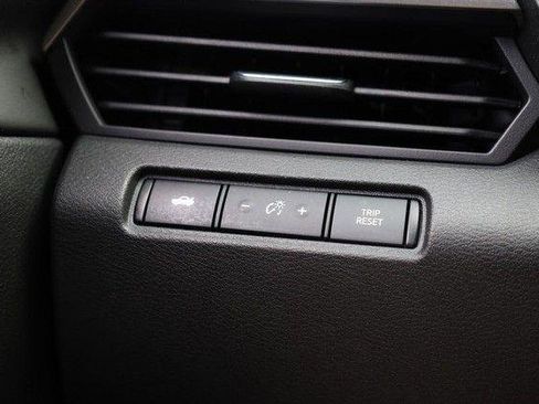 Certified 2025 Nissan Altima 2.5 SV FWD image 18