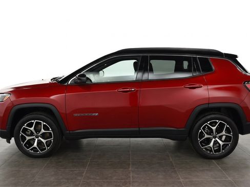Used 2025 Jeep Compass Limited AWD/4WD image 5