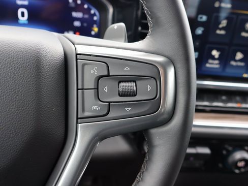 Used 2023 Chevrolet Silverado 1500 RST w/ Rally Edition image 7