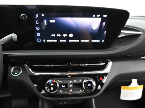 New 2026 Buick Envista Sport Touring w/ Convenience I Package FWD image 21