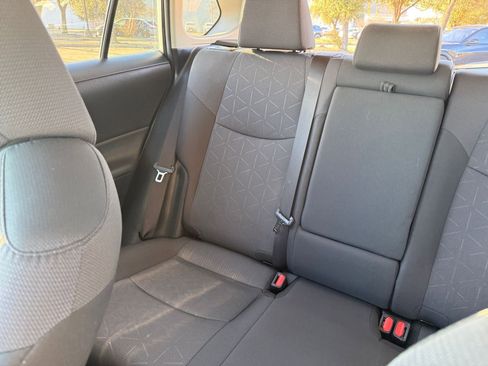 Used 2025 Toyota RAV4 XLE image 40