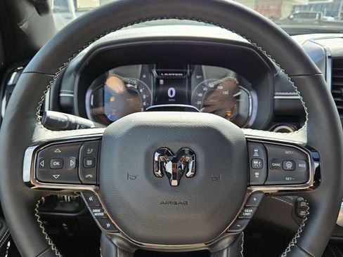 New 2025 RAM 1500 Limited image 21