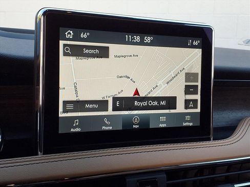 Used 2022 Lincoln Corsair Reserve w/ Equipment Group 201A image 10