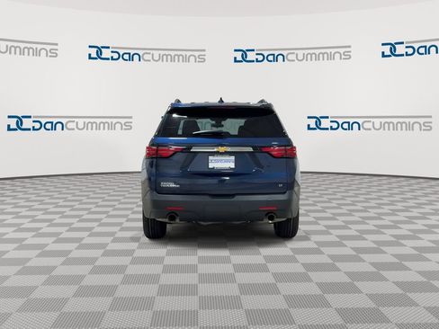 Used 2023 Chevrolet Traverse LT FWD image 8
