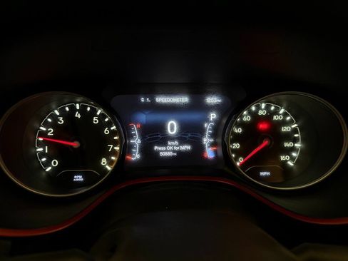 Used 2017 Jeep Compass Trailhawk w/ Navigation Group AWD/4WD image 9