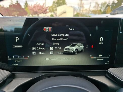 New 2026 Nissan Kicks SR AWD/4WD image 33