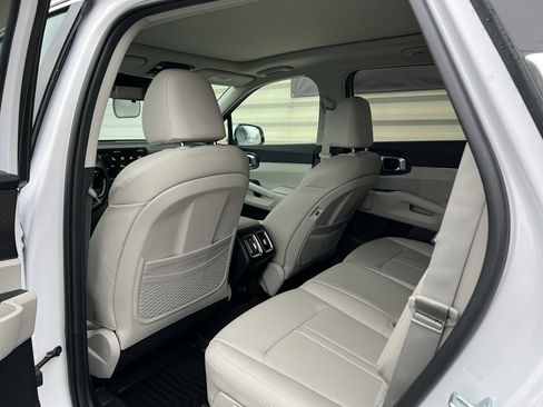 New 2026 Kia Sorento S image 12