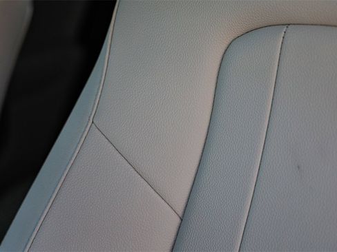 Certified 2025 Mercedes-Benz GLA 250 image 25