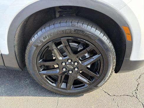 Used 2023 Chevrolet Blazer LT image 12