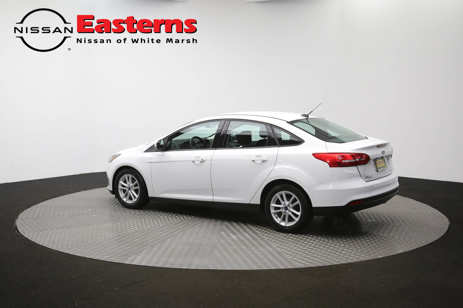 Used 2018 Ford Focus SE w/ Cold Weather Package FWD image 61